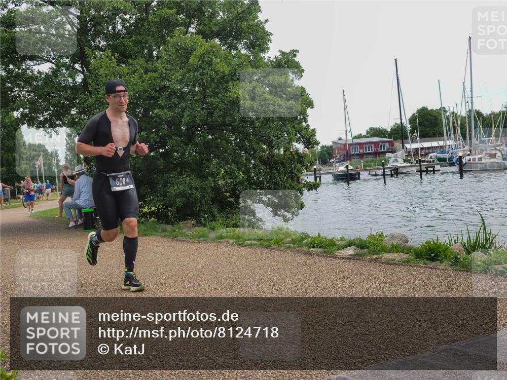 22.06.2025 - Viking Triathlon KatJ http://msf.ph/oto/8124718 22.06.2025 13:41:23 Laufen 64, 508 meine-sportfotos.de