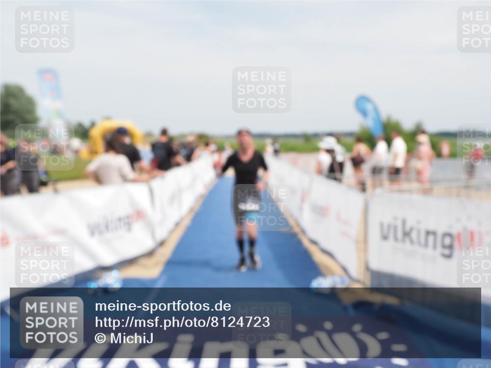 22.06.2025 - Viking Triathlon MichiJ http://msf.ph/oto/8124723 22.06.2025 15:15:13 Ziel 195 meine-sportfotos.de