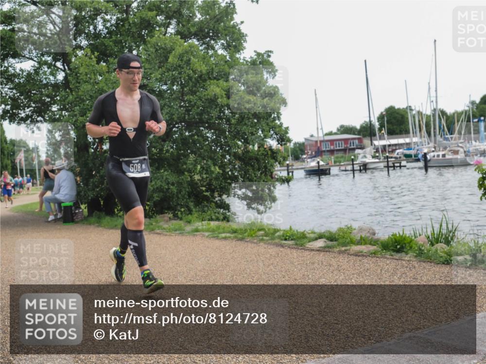22.06.2025 - Viking Triathlon KatJ http://msf.ph/oto/8124728 22.06.2025 13:41:23 Laufen 64, 508 meine-sportfotos.de