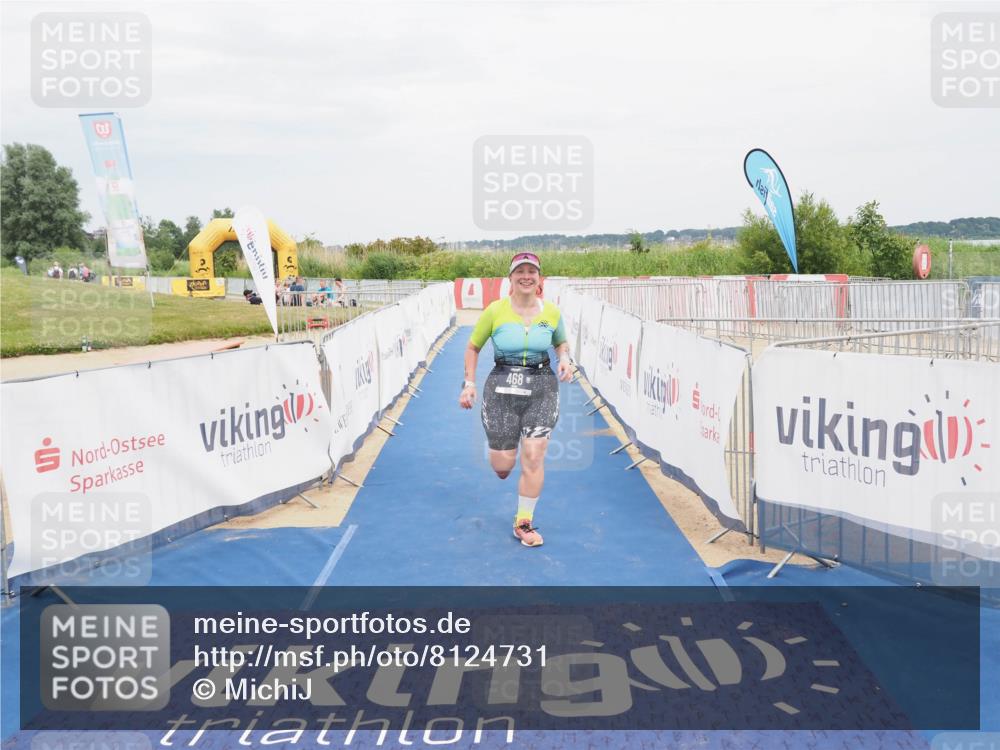 22.06.2025 - Viking Triathlon MichiJ http://msf.ph/oto/8124731 22.06.2025 17:19:42 Ziel 468 meine-sportfotos.de