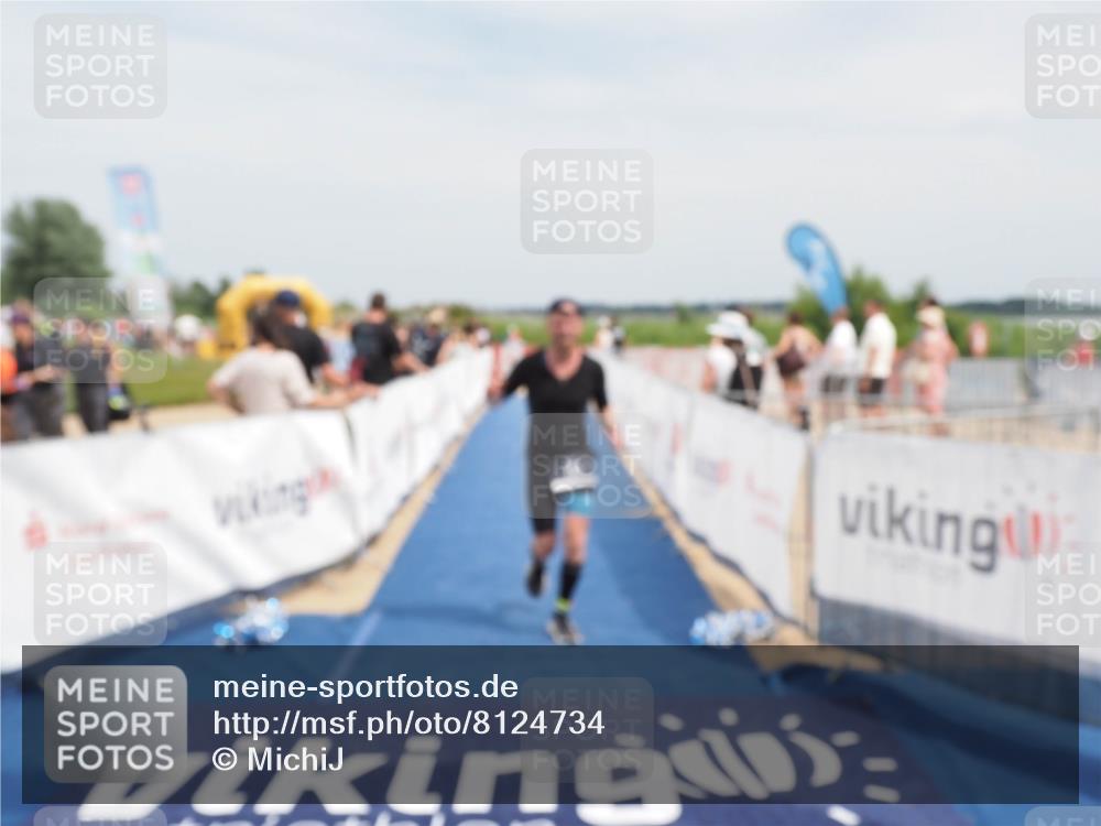 22.06.2025 - Viking Triathlon MichiJ http://msf.ph/oto/8124734 22.06.2025 15:15:14 Ziel 195 meine-sportfotos.de