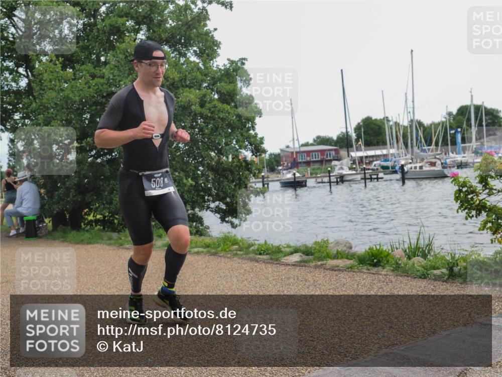 22.06.2025 - Viking Triathlon KatJ http://msf.ph/oto/8124735 22.06.2025 13:41:23 Laufen 64, 508 meine-sportfotos.de