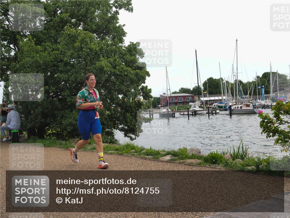 22.06.2025 - Viking Triathlon KatJ http://msf.ph/oto/8124755 22.06.2025 13:41:31 Laufen 660 meine-sportfotos.de