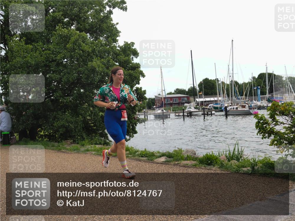 22.06.2025 - Viking Triathlon KatJ http://msf.ph/oto/8124767 22.06.2025 13:41:31 Laufen 660 meine-sportfotos.de