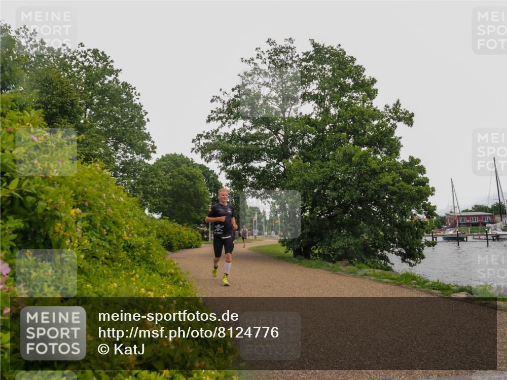 22.06.2025 - Viking Triathlon KatJ http://msf.ph/oto/8124776 22.06.2025 15:24:05 Laufen 619 meine-sportfotos.de
