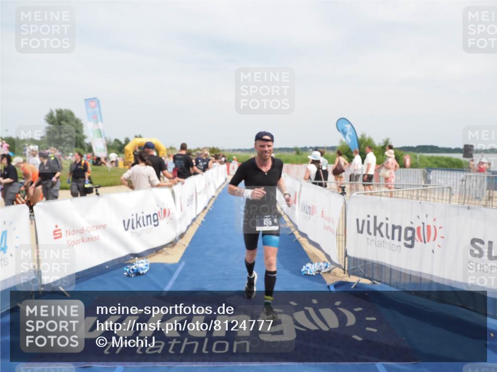 22.06.2025 - Viking Triathlon MichiJ http://msf.ph/oto/8124777 22.06.2025 15:15:14 Ziel 195 meine-sportfotos.de
