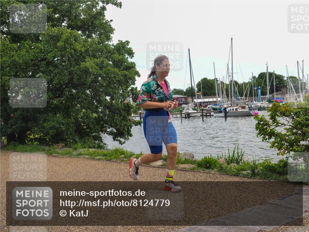 22.06.2025 - Viking Triathlon KatJ http://msf.ph/oto/8124779 22.06.2025 13:41:32 Laufen 660 meine-sportfotos.de