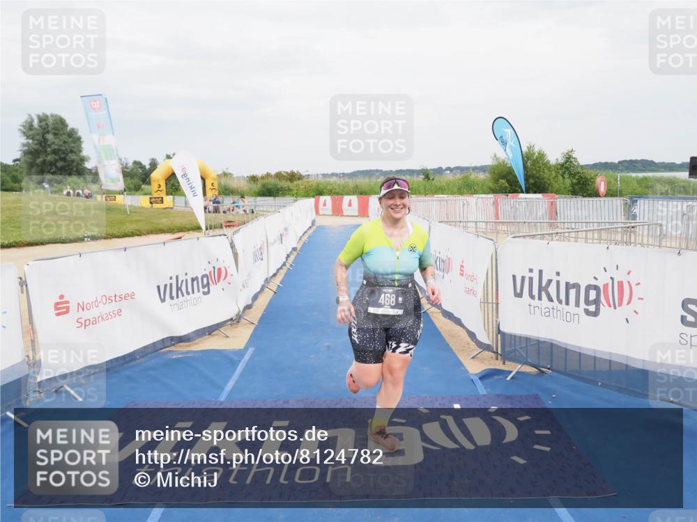 22.06.2025 - Viking Triathlon MichiJ http://msf.ph/oto/8124782 22.06.2025 17:19:43 Ziel 468 meine-sportfotos.de