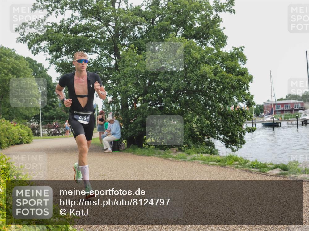 22.06.2025 - Viking Triathlon KatJ http://msf.ph/oto/8124797 22.06.2025 13:41:58 Laufen 203 meine-sportfotos.de