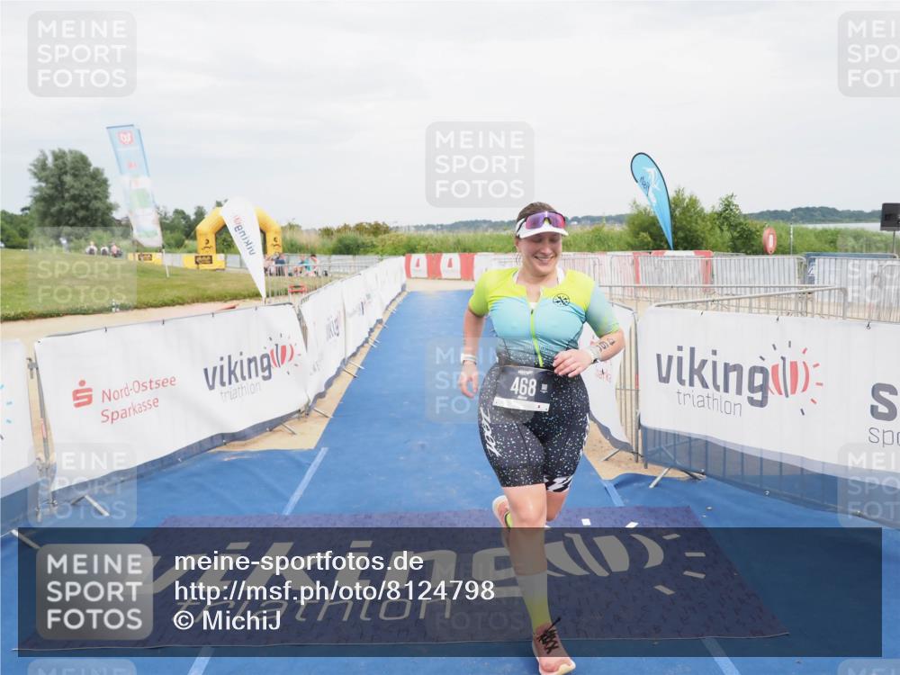 22.06.2025 - Viking Triathlon MichiJ http://msf.ph/oto/8124798 22.06.2025 17:19:43 Ziel 468 meine-sportfotos.de