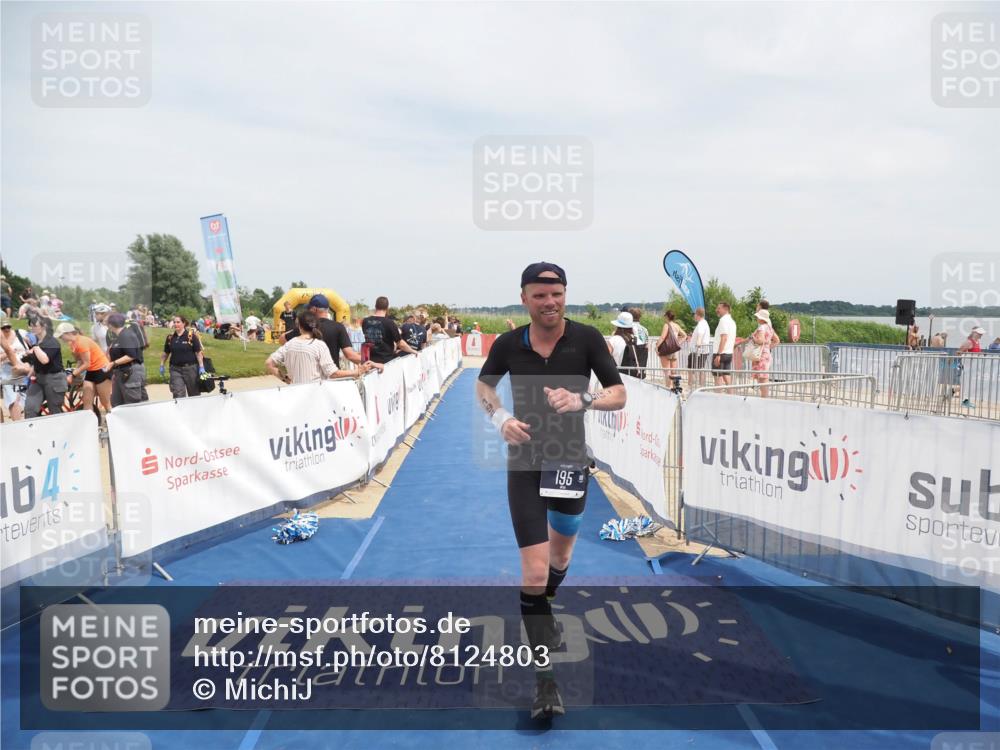 22.06.2025 - Viking Triathlon MichiJ http://msf.ph/oto/8124803 22.06.2025 15:15:15 Ziel 195 meine-sportfotos.de