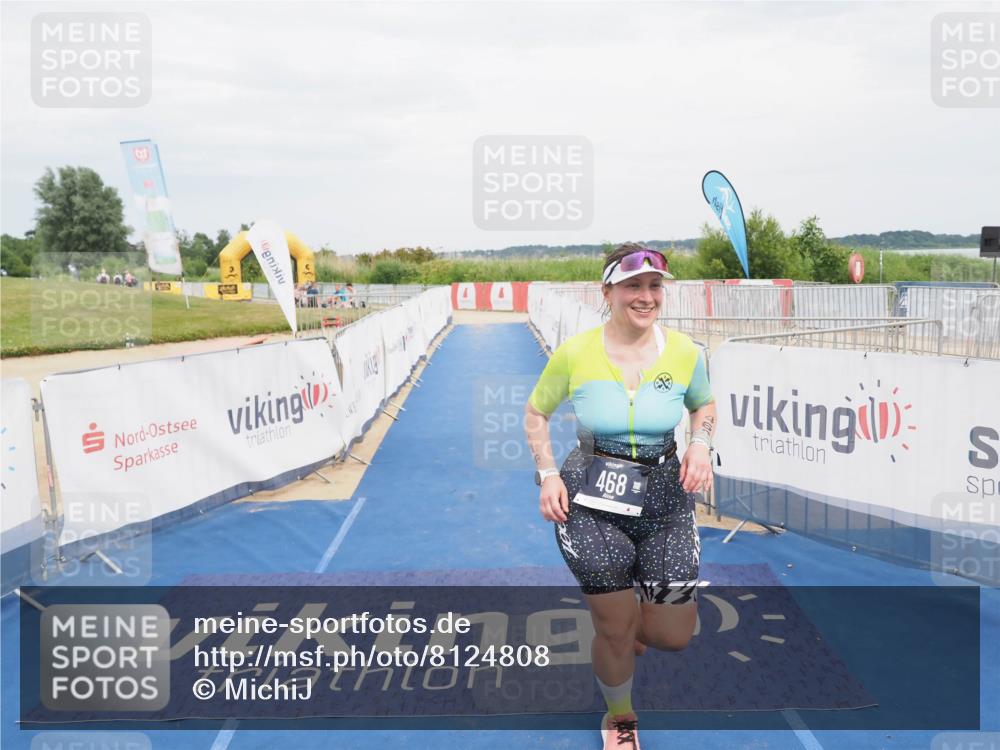 22.06.2025 - Viking Triathlon MichiJ http://msf.ph/oto/8124808 22.06.2025 17:19:43 Ziel 468 meine-sportfotos.de