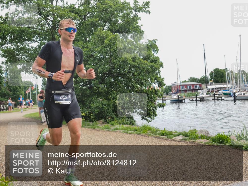 22.06.2025 - Viking Triathlon KatJ http://msf.ph/oto/8124812 22.06.2025 13:41:58 Laufen 203 meine-sportfotos.de