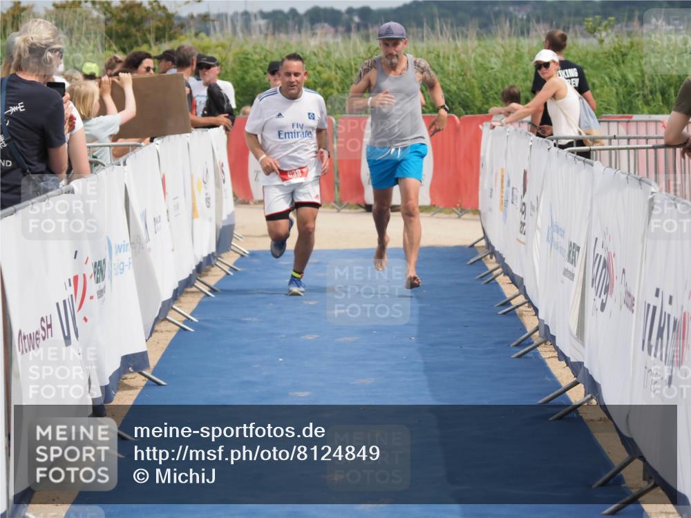 22.06.2025 - Viking Triathlon MichiJ http://msf.ph/oto/8124849 22.06.2025 15:15:21 Ziel 374, 638 meine-sportfotos.de