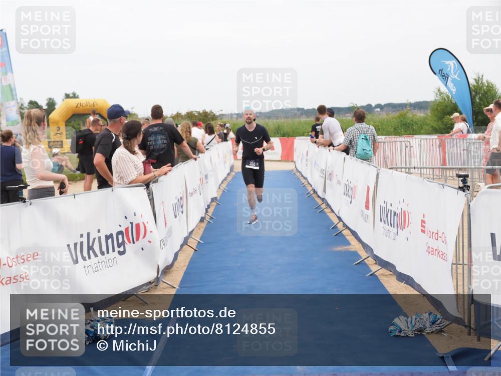 22.06.2025 - Viking Triathlon MichiJ http://msf.ph/oto/8124855 22.06.2025 15:19:28 Ziel 358 meine-sportfotos.de