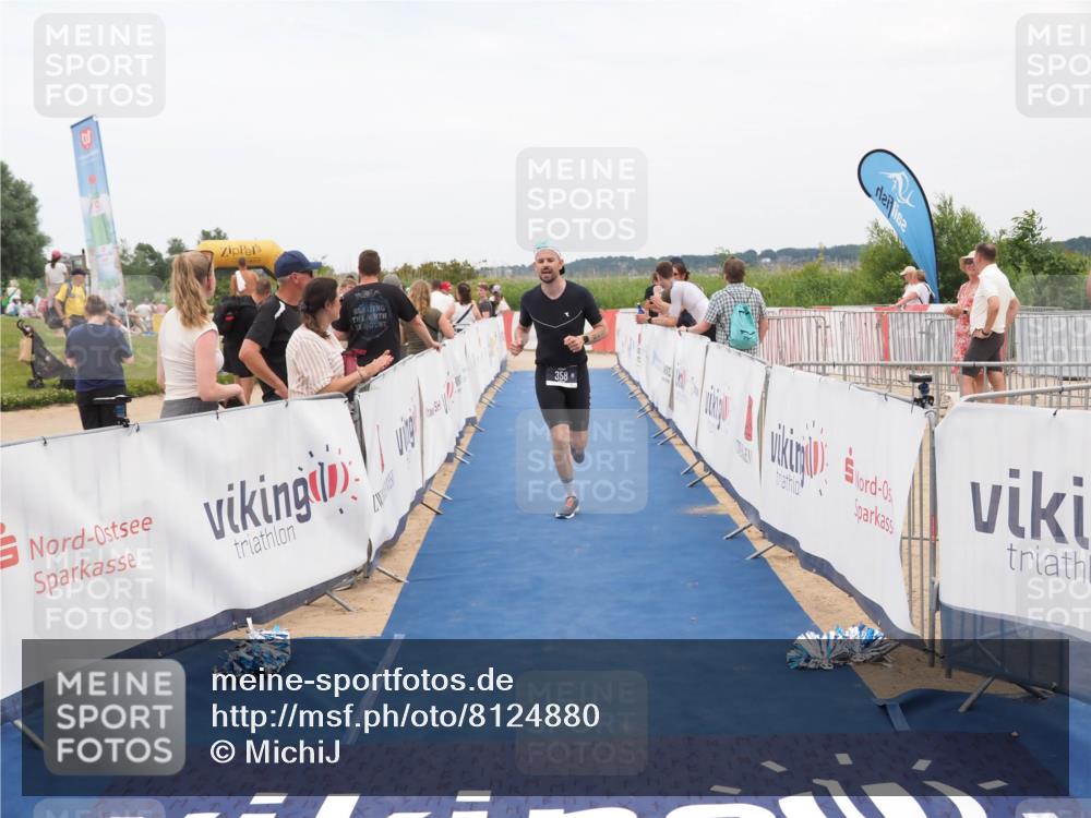 22.06.2025 - Viking Triathlon MichiJ http://msf.ph/oto/8124880 22.06.2025 15:19:29 Ziel 358 meine-sportfotos.de