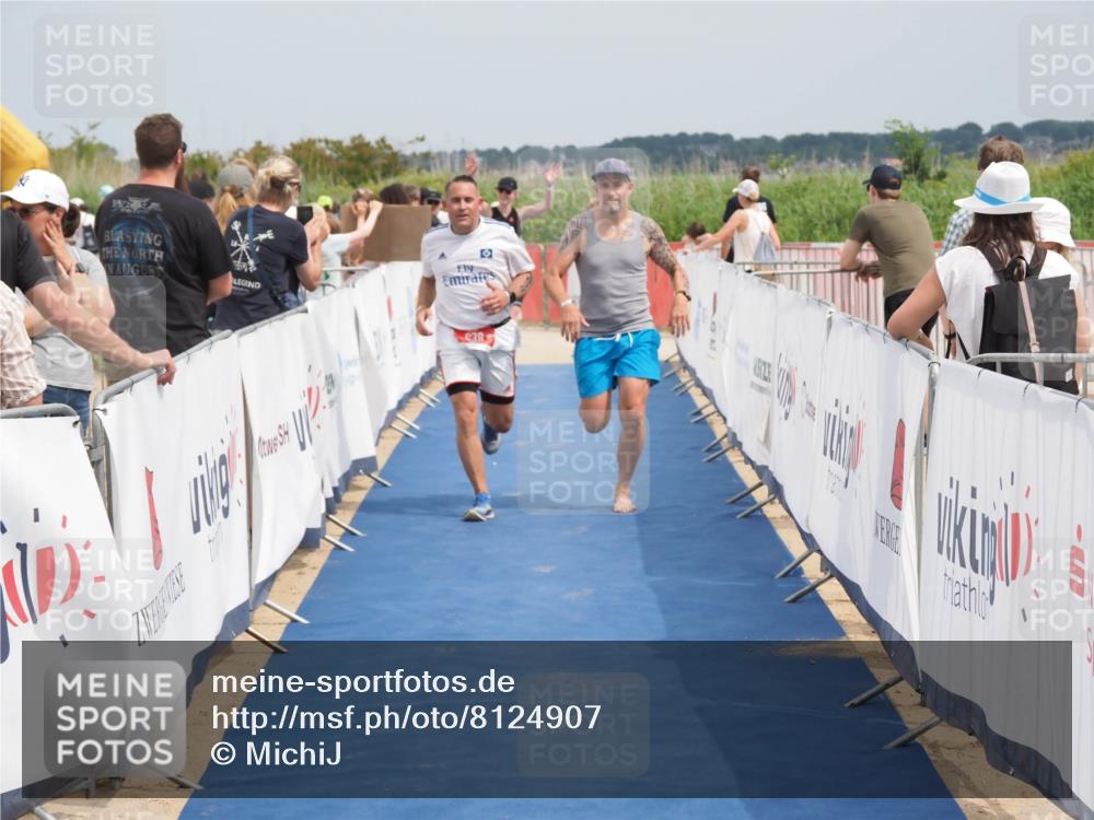 22.06.2025 - Viking Triathlon MichiJ http://msf.ph/oto/8124907 22.06.2025 15:15:23 Ziel 374, 638 meine-sportfotos.de