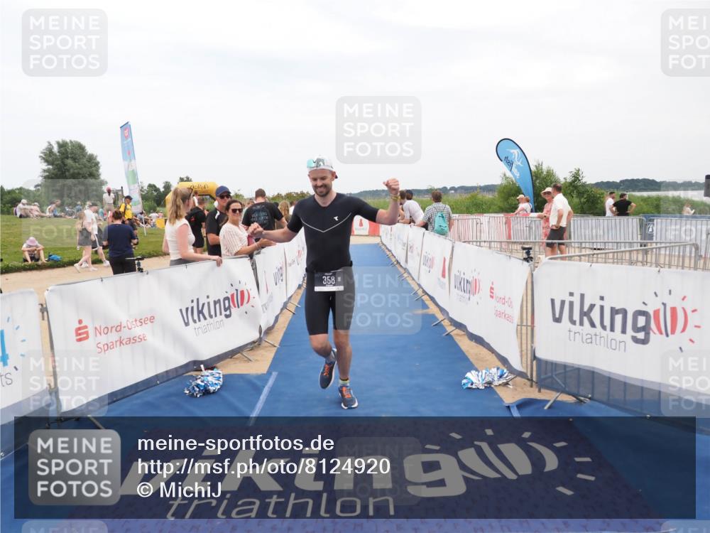 22.06.2025 - Viking Triathlon MichiJ http://msf.ph/oto/8124920 22.06.2025 15:19:30 Ziel 21, 358 meine-sportfotos.de