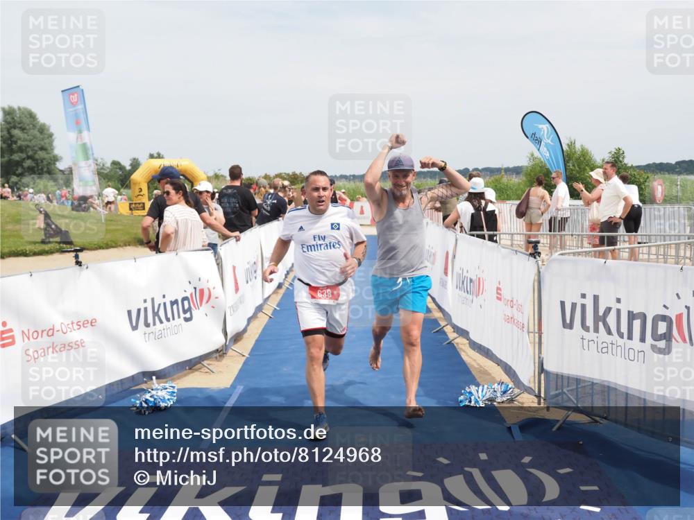 22.06.2025 - Viking Triathlon MichiJ http://msf.ph/oto/8124968 22.06.2025 15:15:25 Ziel 374, 638 meine-sportfotos.de