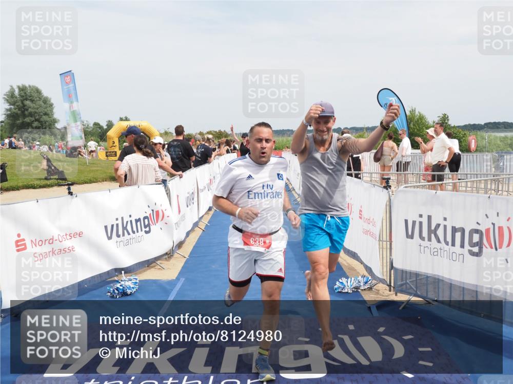 22.06.2025 - Viking Triathlon MichiJ http://msf.ph/oto/8124980 22.06.2025 15:15:25 Ziel 374, 638 meine-sportfotos.de