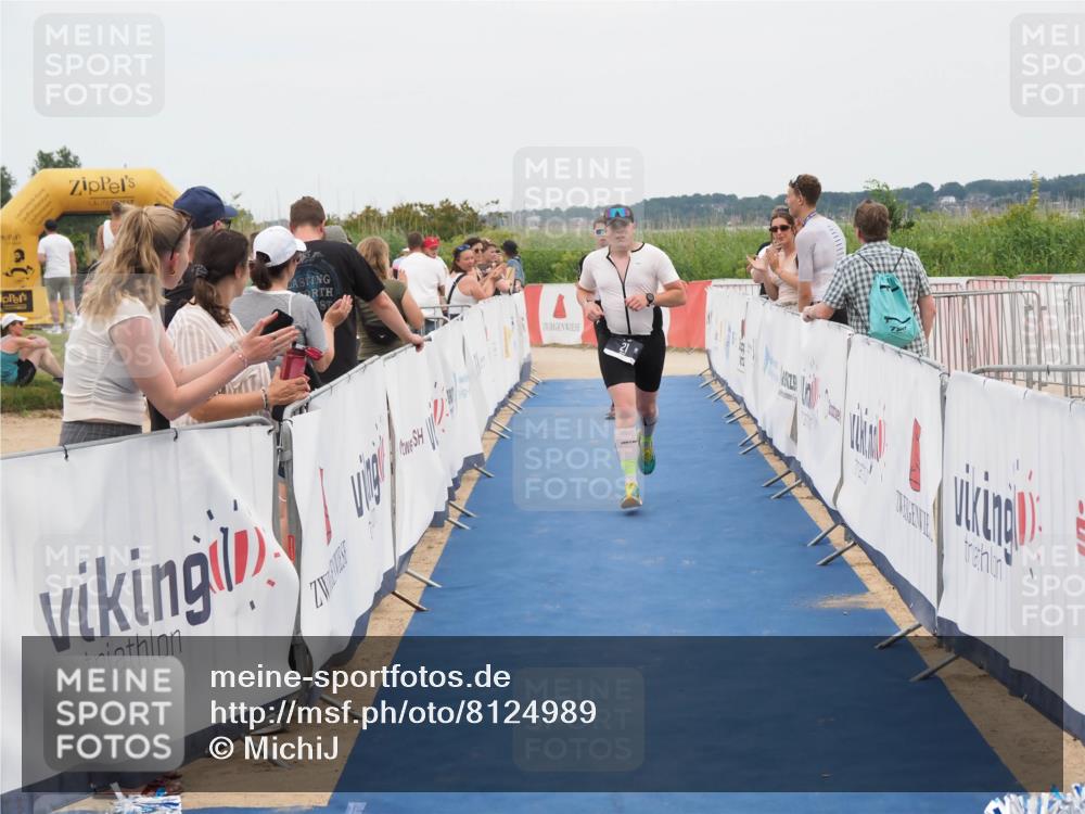 22.06.2025 - Viking Triathlon MichiJ http://msf.ph/oto/8124989 22.06.2025 15:19:35 Ziel 21, 387 meine-sportfotos.de