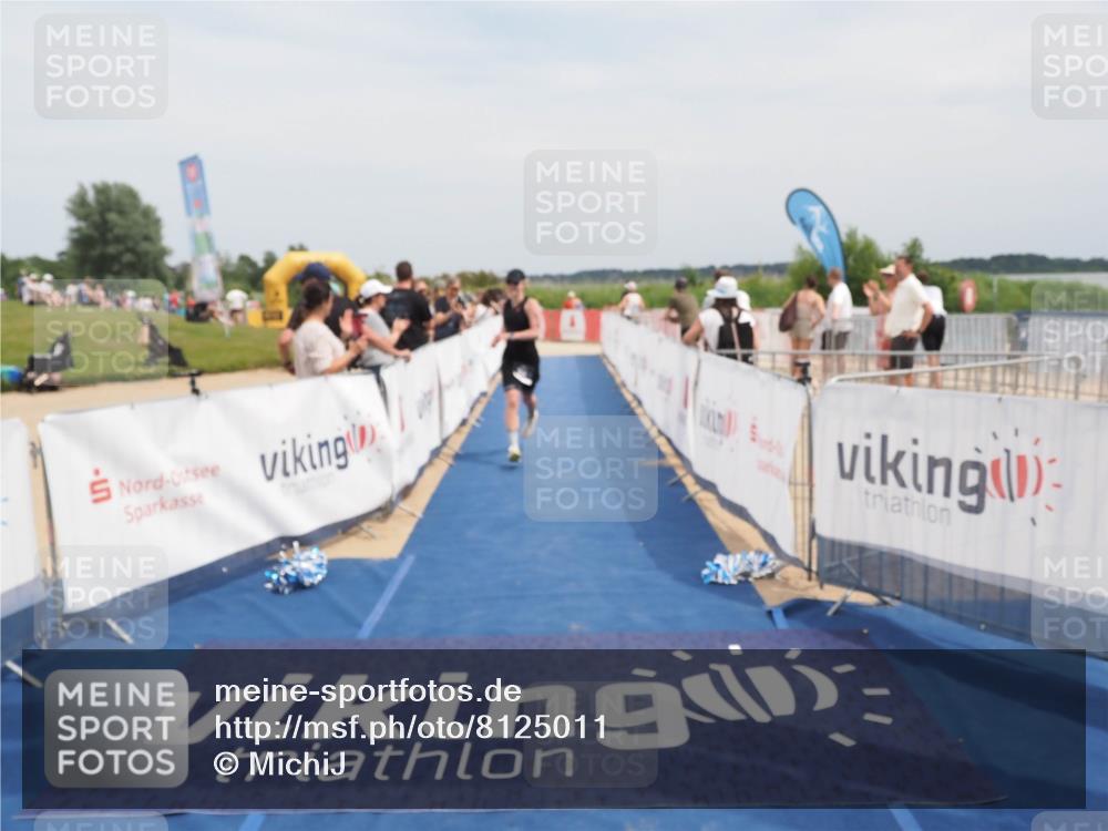 22.06.2025 - Viking Triathlon MichiJ http://msf.ph/oto/8125011 22.06.2025 15:15:27 Ziel 374, 638 meine-sportfotos.de