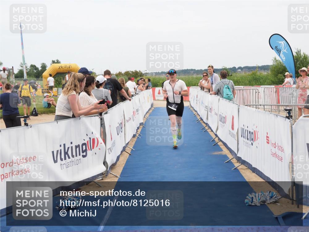 22.06.2025 - Viking Triathlon MichiJ http://msf.ph/oto/8125016 22.06.2025 15:19:36 Ziel 21, 387 meine-sportfotos.de