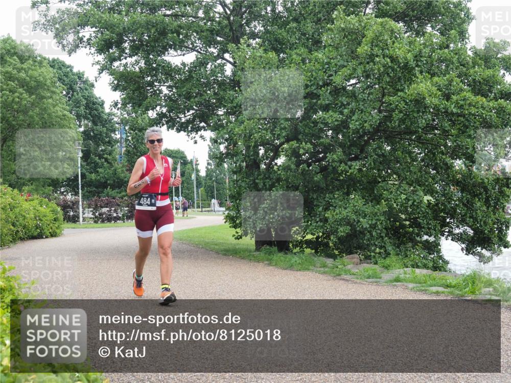 22.06.2025 - Viking Triathlon KatJ http://msf.ph/oto/8125018 22.06.2025 15:26:32 Laufen 484 meine-sportfotos.de