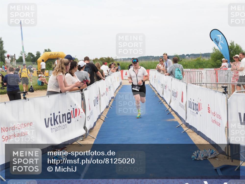 22.06.2025 - Viking Triathlon MichiJ http://msf.ph/oto/8125020 22.06.2025 15:19:36 Ziel 21, 387 meine-sportfotos.de