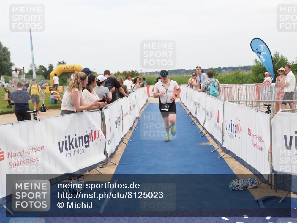22.06.2025 - Viking Triathlon MichiJ http://msf.ph/oto/8125023 22.06.2025 15:19:36 Ziel 21, 387 meine-sportfotos.de