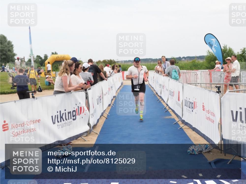 22.06.2025 - Viking Triathlon MichiJ http://msf.ph/oto/8125029 22.06.2025 15:19:36 Ziel 21, 387 meine-sportfotos.de