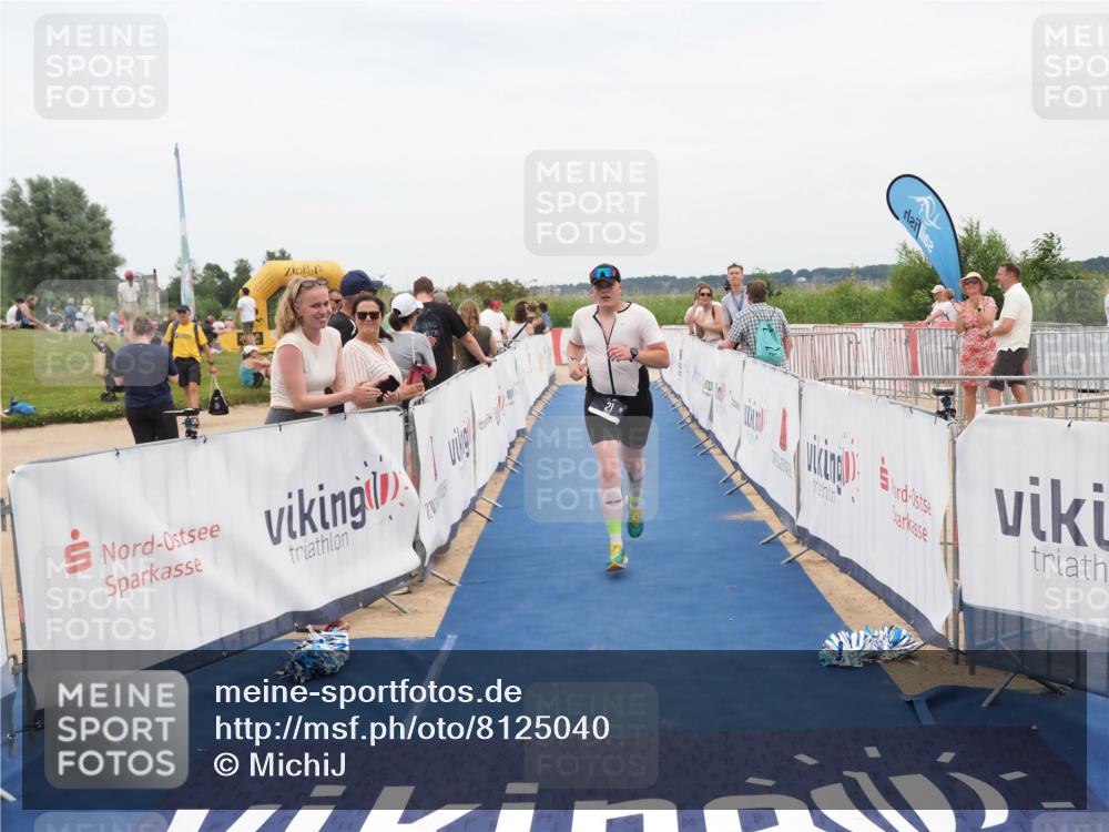 22.06.2025 - Viking Triathlon MichiJ http://msf.ph/oto/8125040 22.06.2025 15:19:36 Ziel 21, 387 meine-sportfotos.de