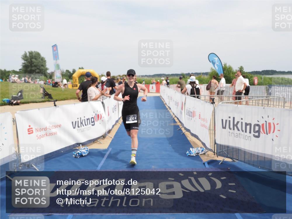 22.06.2025 - Viking Triathlon MichiJ http://msf.ph/oto/8125042 22.06.2025 15:15:28 Ziel 374, 638 meine-sportfotos.de