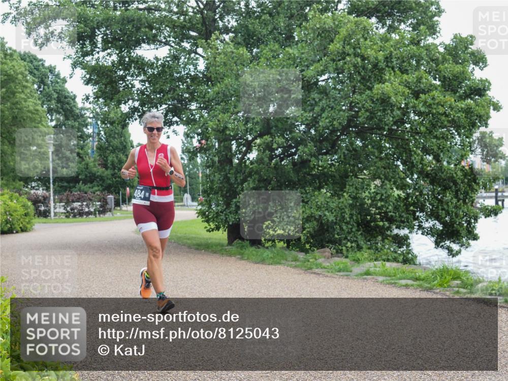 22.06.2025 - Viking Triathlon KatJ http://msf.ph/oto/8125043 22.06.2025 15:26:33 Laufen 484 meine-sportfotos.de