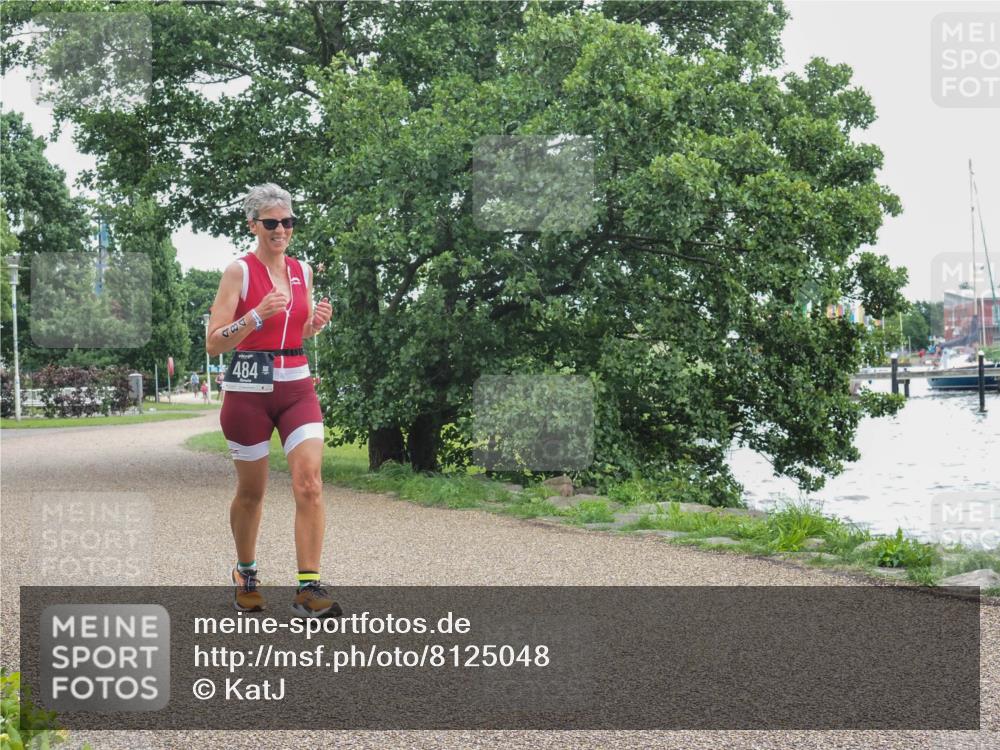 22.06.2025 - Viking Triathlon KatJ http://msf.ph/oto/8125048 22.06.2025 15:26:33 Laufen 484 meine-sportfotos.de