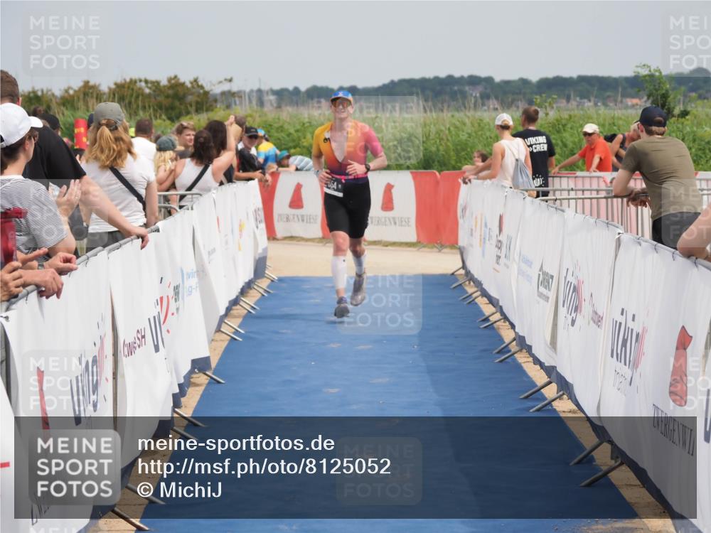 22.06.2025 - Viking Triathlon MichiJ http://msf.ph/oto/8125052 22.06.2025 15:15:43 Ziel 554 meine-sportfotos.de