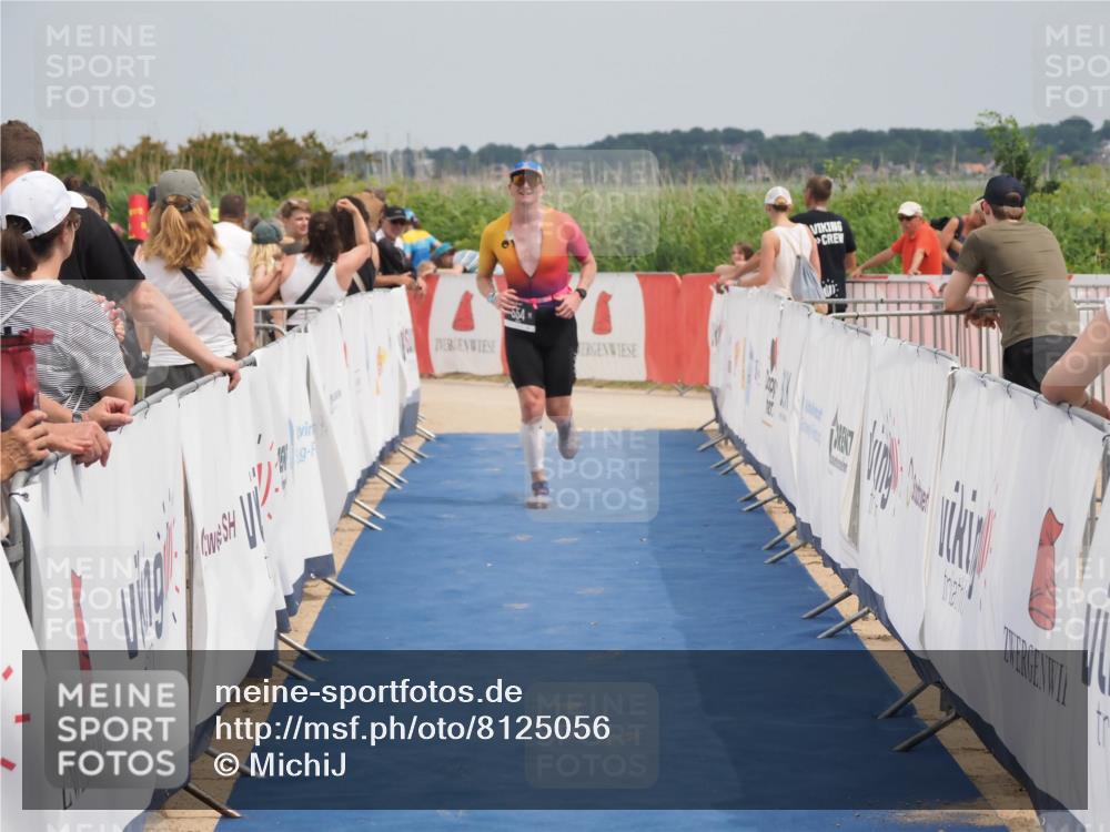 22.06.2025 - Viking Triathlon MichiJ http://msf.ph/oto/8125056 22.06.2025 15:15:43 Ziel 554 meine-sportfotos.de