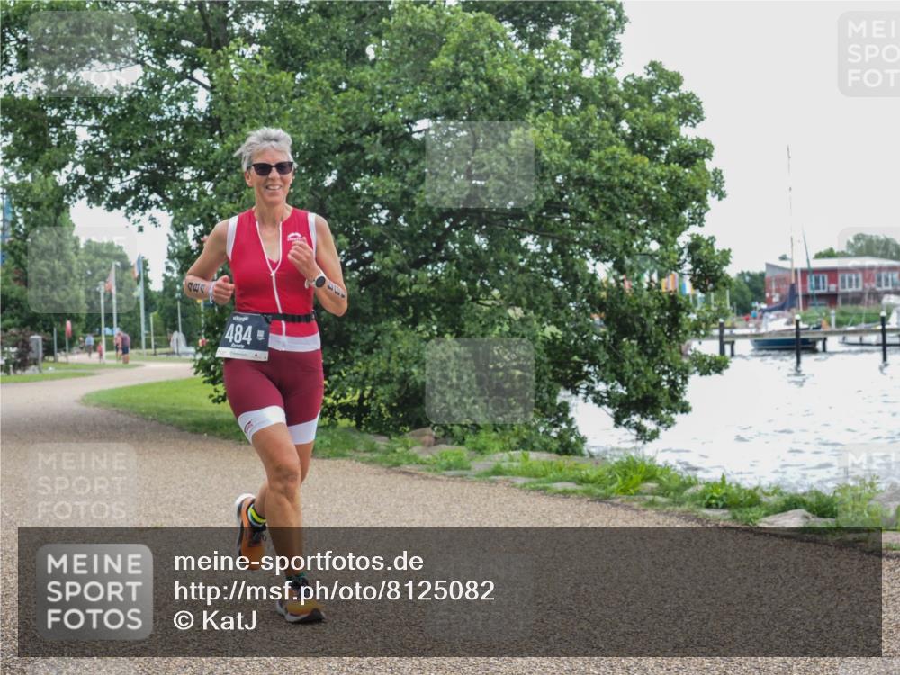 22.06.2025 - Viking Triathlon KatJ http://msf.ph/oto/8125082 22.06.2025 15:26:33 Laufen 484 meine-sportfotos.de