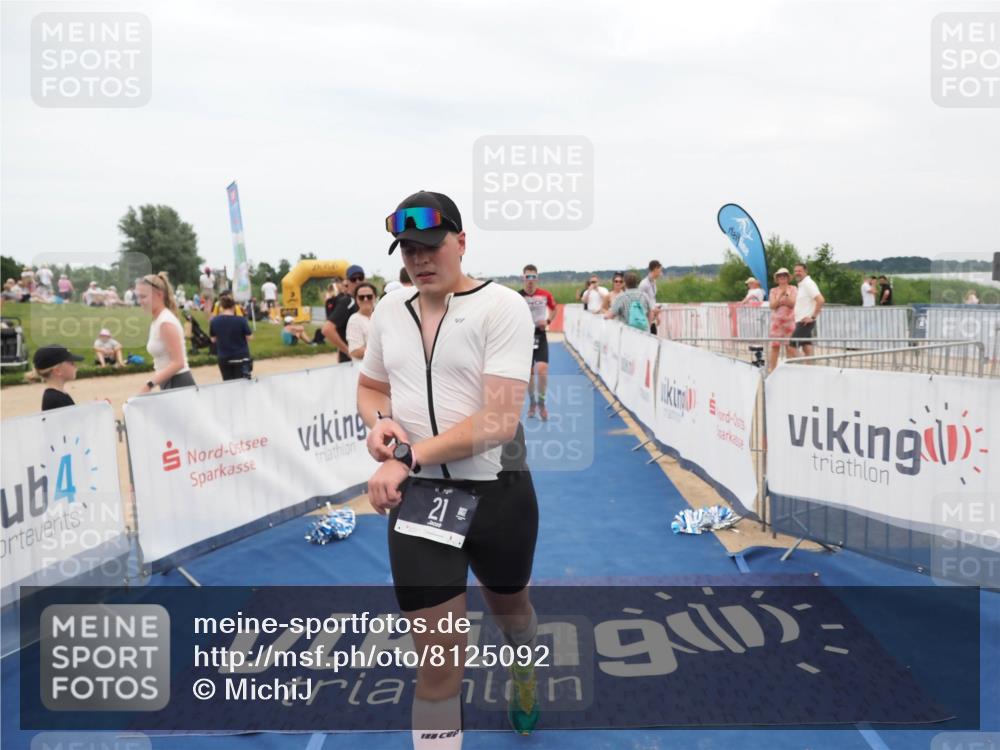 22.06.2025 - Viking Triathlon MichiJ http://msf.ph/oto/8125092 22.06.2025 15:19:38 Ziel 21, 387 meine-sportfotos.de
