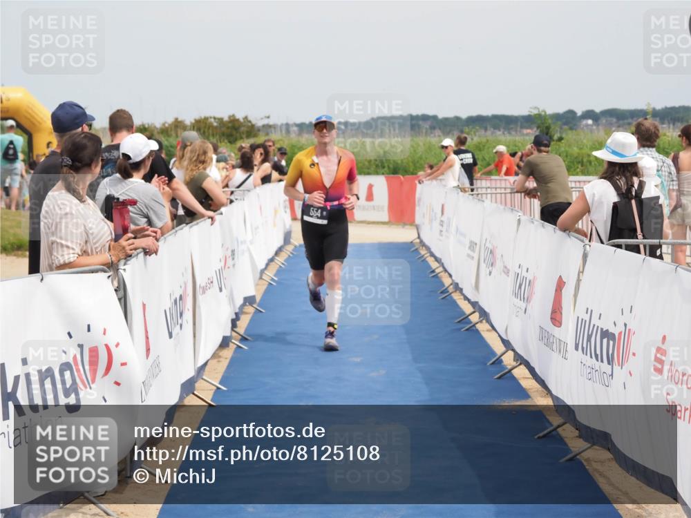 22.06.2025 - Viking Triathlon MichiJ http://msf.ph/oto/8125108 22.06.2025 15:15:45 Ziel 554 meine-sportfotos.de