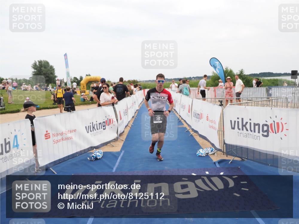 22.06.2025 - Viking Triathlon MichiJ http://msf.ph/oto/8125112 22.06.2025 15:19:40 Ziel 21, 387 meine-sportfotos.de