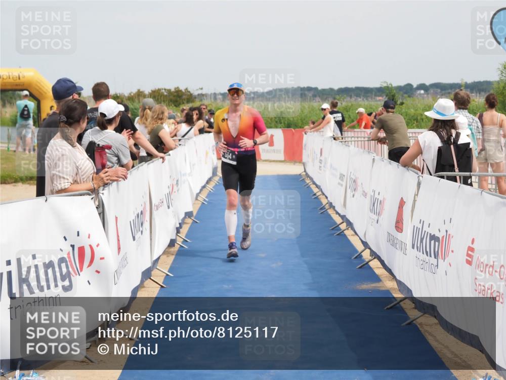 22.06.2025 - Viking Triathlon MichiJ http://msf.ph/oto/8125117 22.06.2025 15:15:45 Ziel 554 meine-sportfotos.de