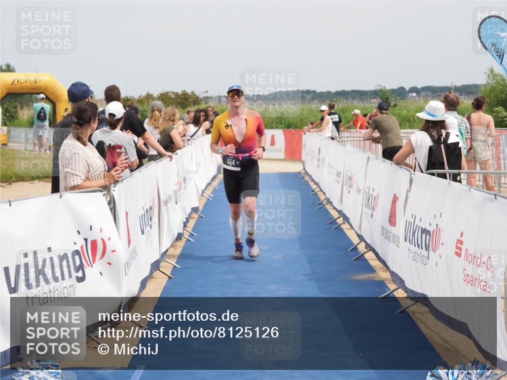 22.06.2025 - Viking Triathlon MichiJ http://msf.ph/oto/8125126 22.06.2025 15:15:45 Ziel 554 meine-sportfotos.de