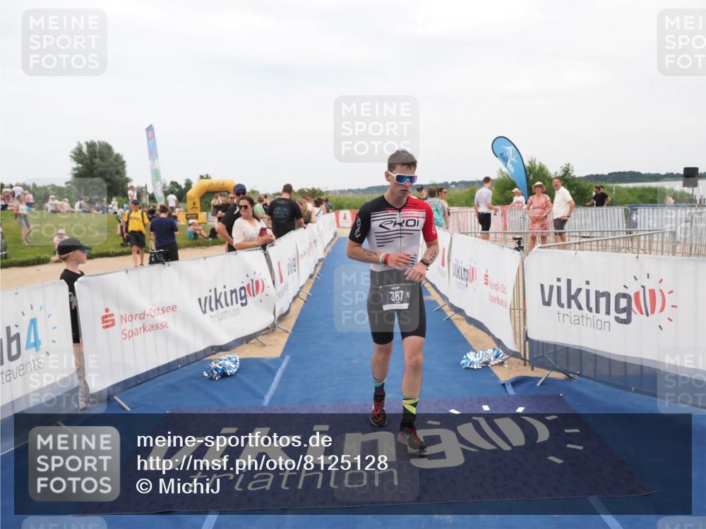 22.06.2025 - Viking Triathlon MichiJ http://msf.ph/oto/8125128 22.06.2025 15:19:40 Ziel 21, 387 meine-sportfotos.de