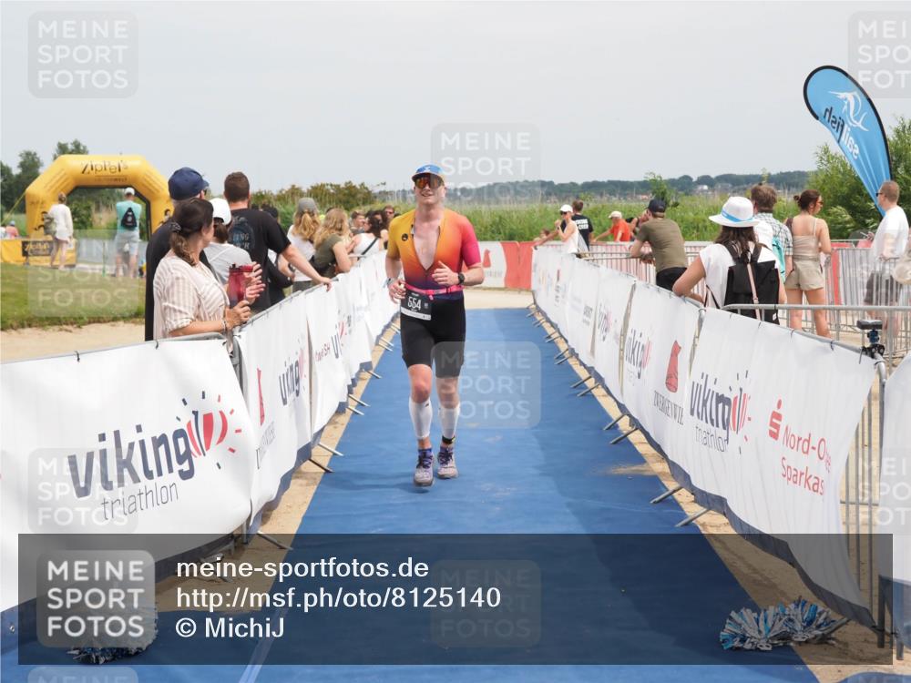 22.06.2025 - Viking Triathlon MichiJ http://msf.ph/oto/8125140 22.06.2025 15:15:46 Ziel 554 meine-sportfotos.de