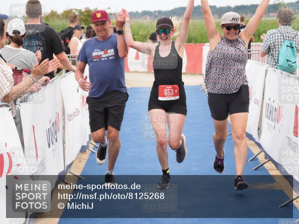 22.06.2025 - Viking Triathlon MichiJ http://msf.ph/oto/8125268 22.06.2025 15:20:08 Ziel 653 meine-sportfotos.de