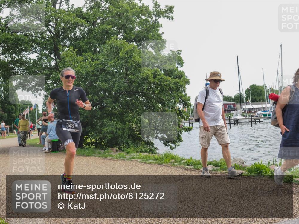 22.06.2025 - Viking Triathlon KatJ http://msf.ph/oto/8125272 22.06.2025 13:43:33 Laufen 223, 343 meine-sportfotos.de