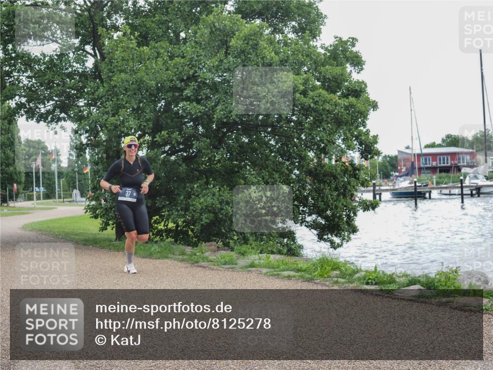 22.06.2025 - Viking Triathlon KatJ http://msf.ph/oto/8125278 22.06.2025 15:27:21 Laufen 37, 102 meine-sportfotos.de