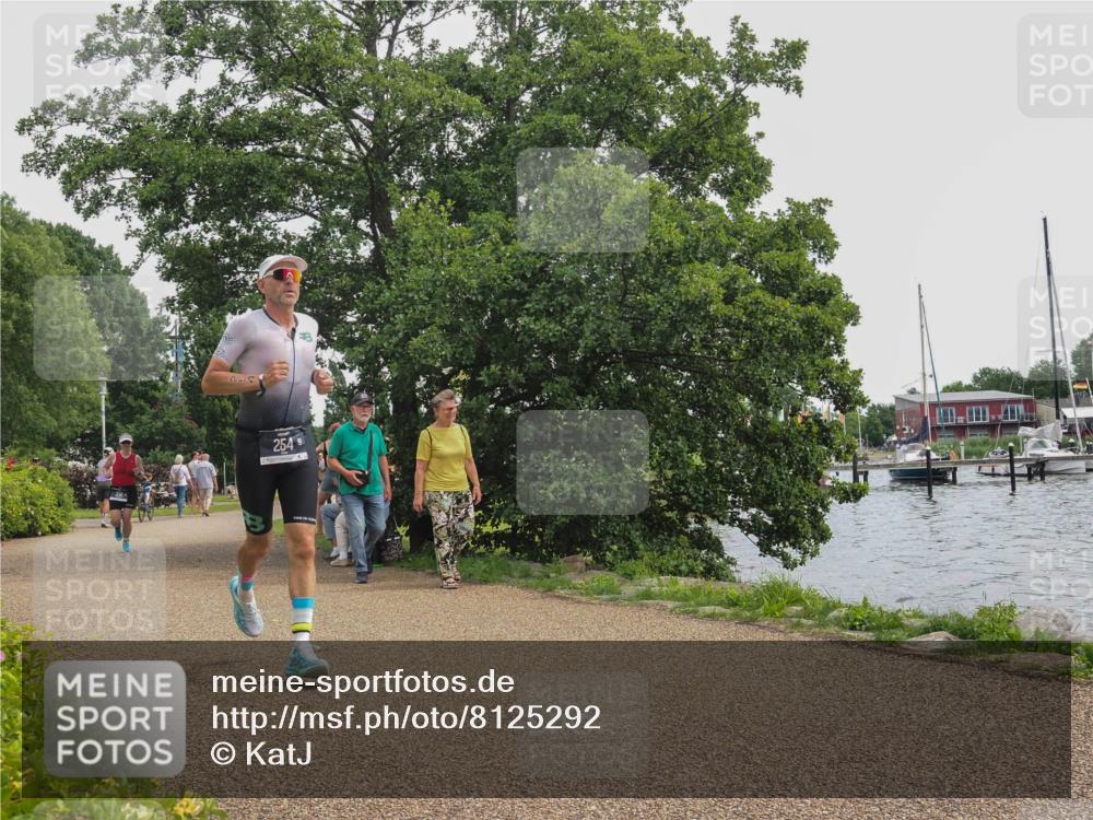 22.06.2025 - Viking Triathlon KatJ http://msf.ph/oto/8125292 22.06.2025 13:43:40 Laufen 254 meine-sportfotos.de