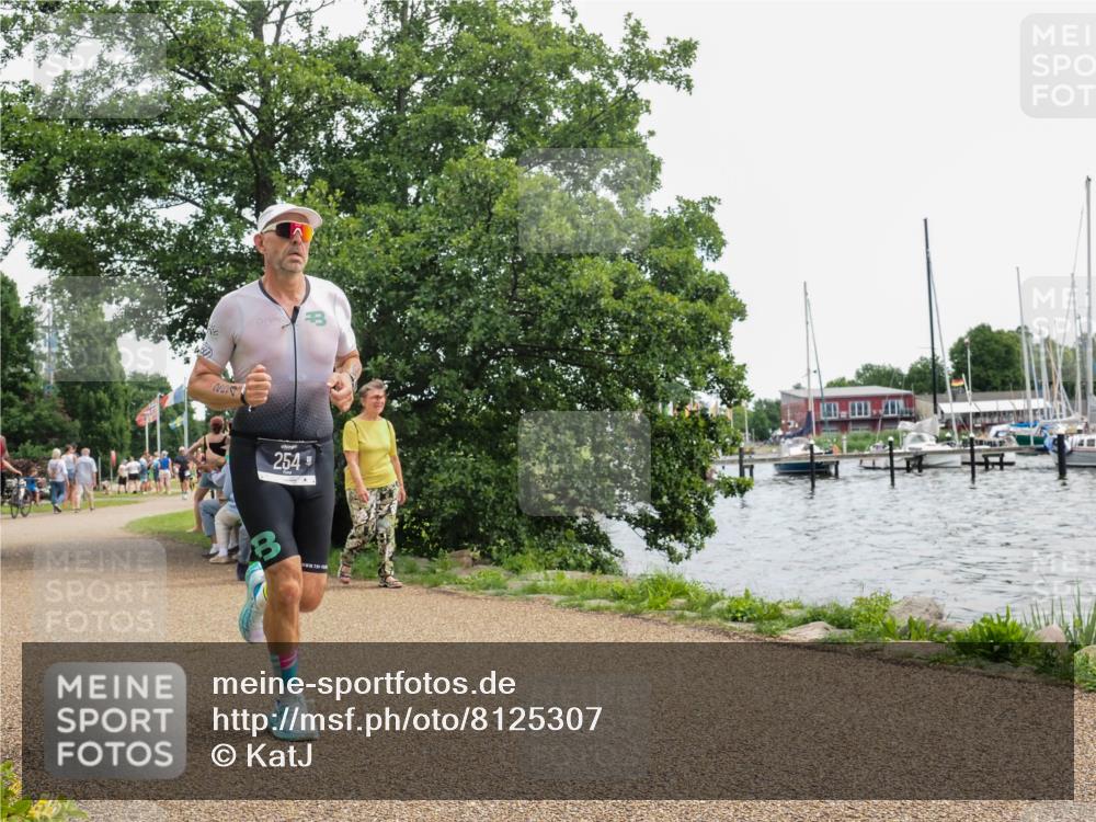 22.06.2025 - Viking Triathlon KatJ http://msf.ph/oto/8125307 22.06.2025 13:43:41 Laufen 254, 336 meine-sportfotos.de